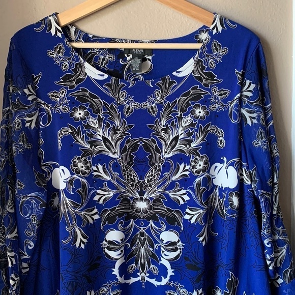 ALFANI Blue Floral Sparkle Tie Sleeve Flowy Plus Size Blouse - Picture 1 of 8
